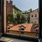 Studio S. Tommaso A Piazza Castello By Wonderful Italy