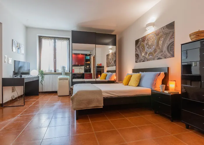 Studio S. Tommaso A Piazza Castello By Wonderful Italy